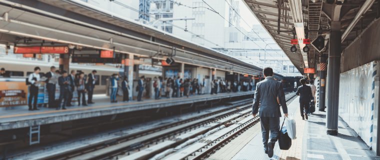 JR「王寺駅」から徒歩約5分でアクセス良好